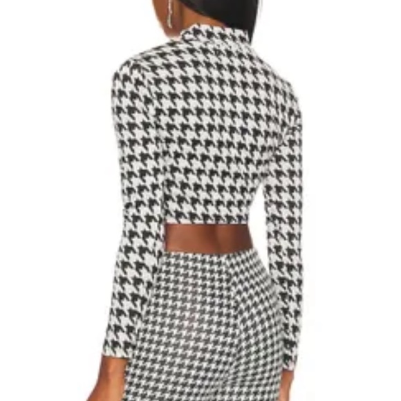 Lovers + Friends NWOT crop top - Picture 3 of 5